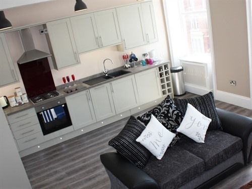 Lux Aparts Wakefield Central 9