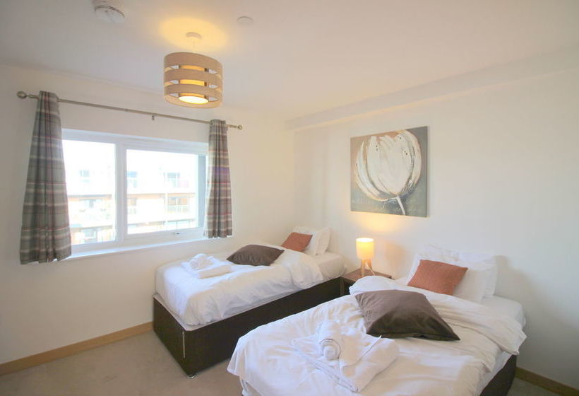 Grand Central Apartments Peymans 4