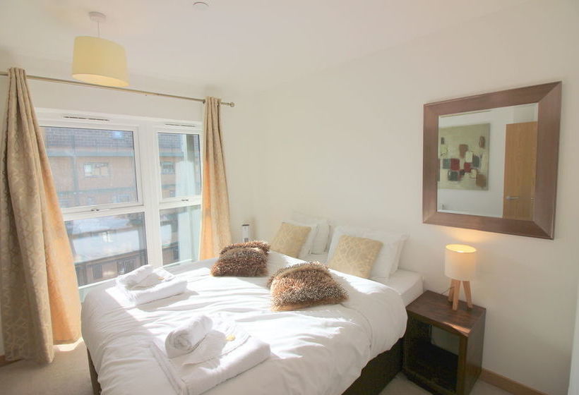 Grand Central Apartments Peymans 5