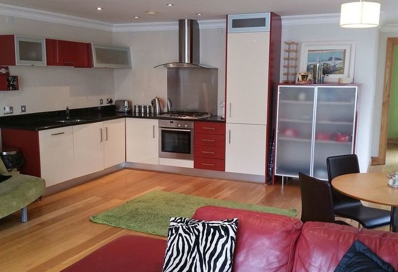 Queens Quarter Apartment Portrush 13