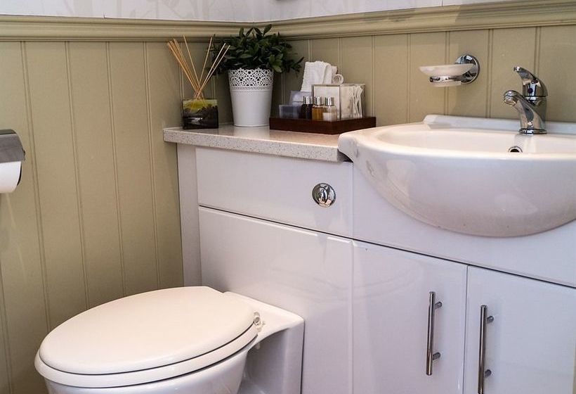 Hostal The Golf Tavern 10