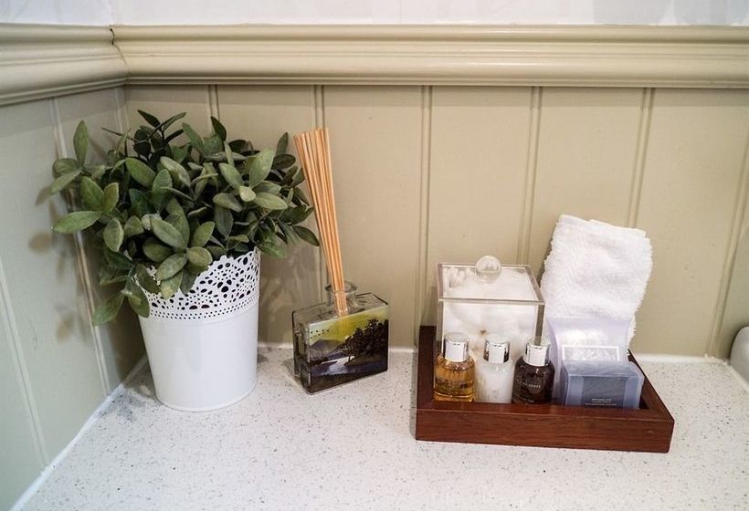 Hostal The Golf Tavern 6