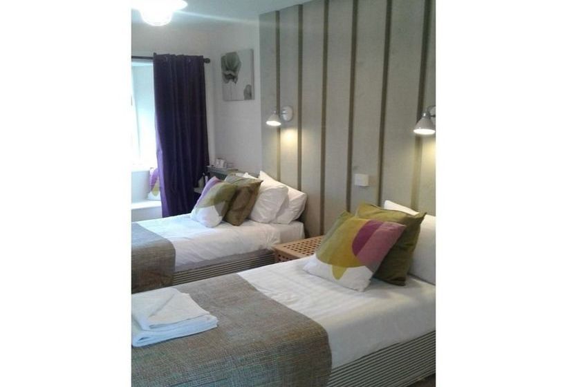 Stowe Barton Bed & Breakfast 3