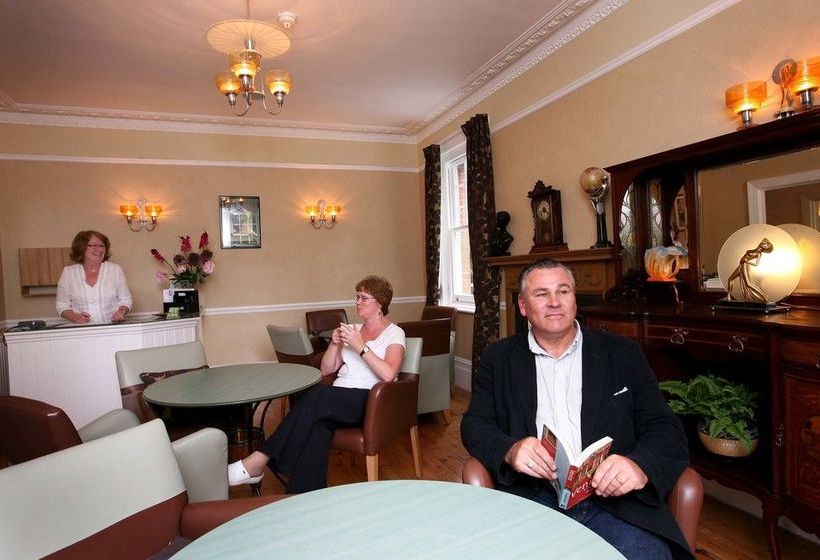 Bed & Breakfast Springwood Guest House 2