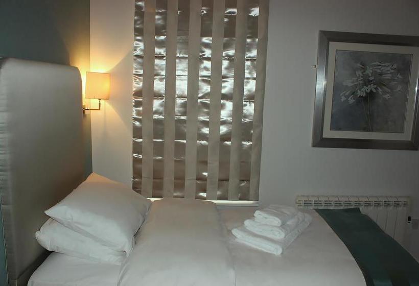 Inn O'gradys Guesthouse Ilford 7