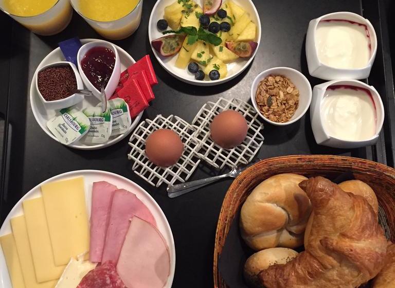 Hotel B&b Suites Feek