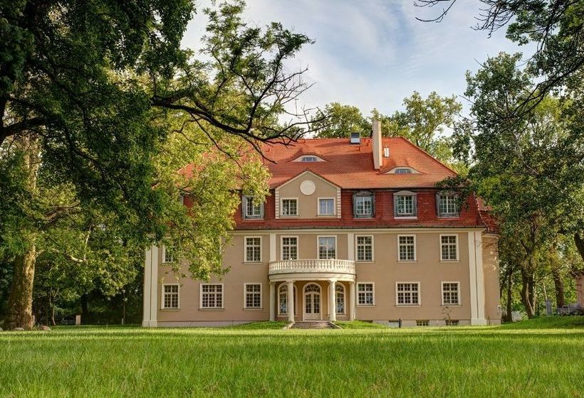 Hotel Palac Brzezina