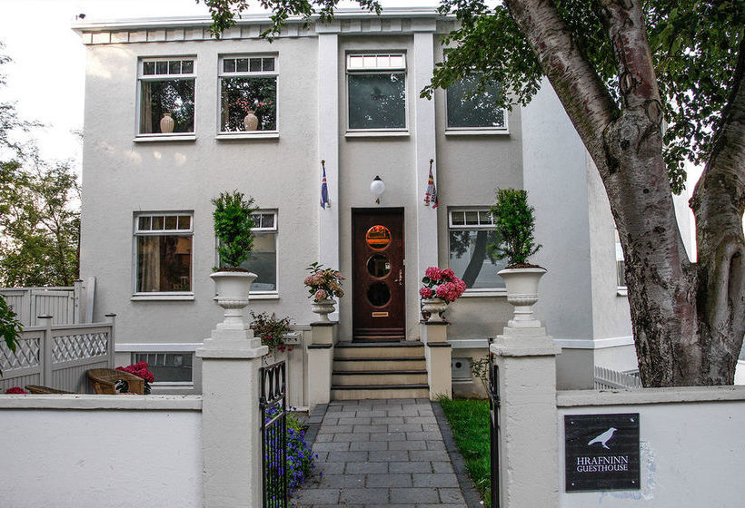 Pension Hrafninn Guesthouse