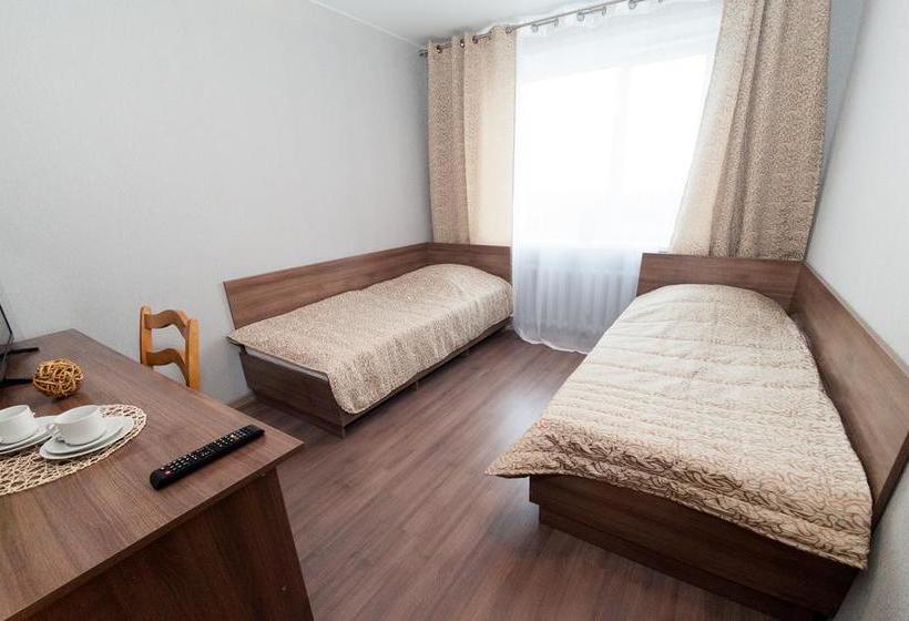 Hotel Oktyabrskaya 12