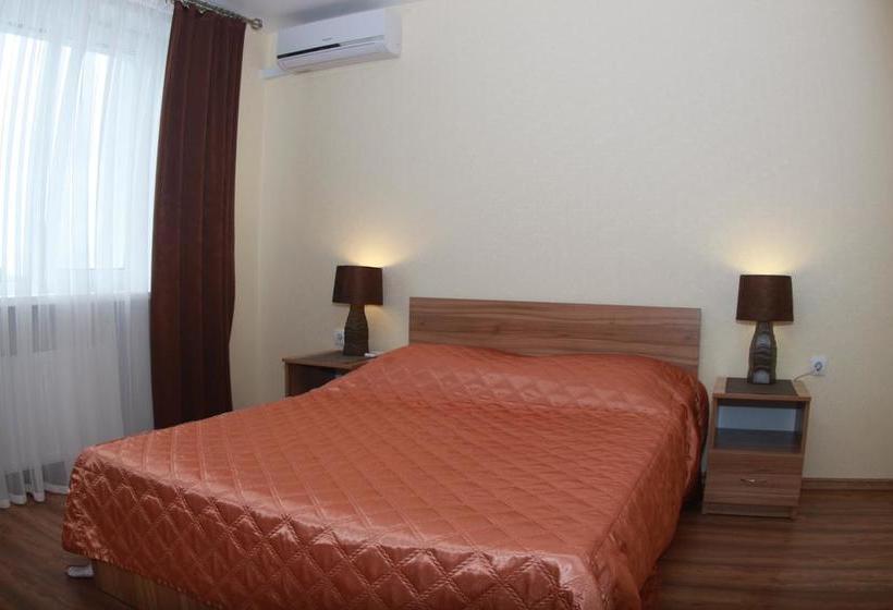 Hotel Oktyabrskaya 8