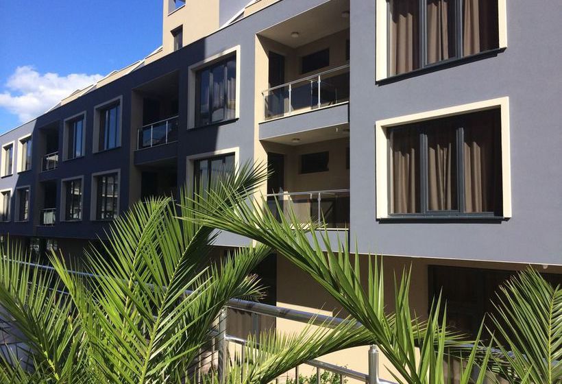 Palm Residence Deluxe Studios 2