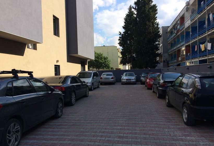 Palm Residence Deluxe Studios 4