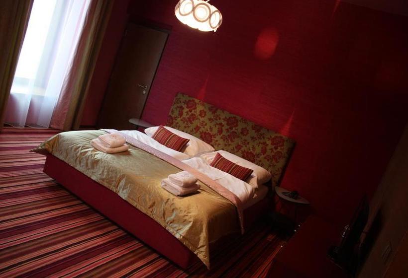 Hotel Rajska Zahrada 12