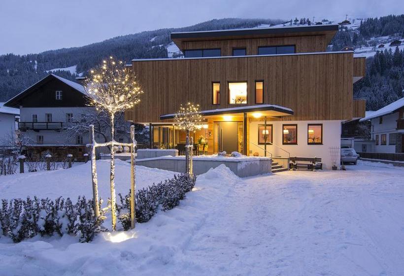 Hotel Guggenberger Pension