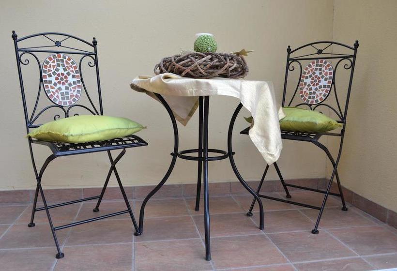 Hotel Biedermeier Schlössl Lerchenhof 14