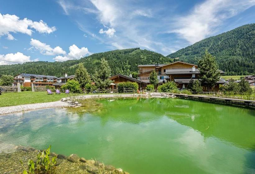 Hotel Almdorf Almlust