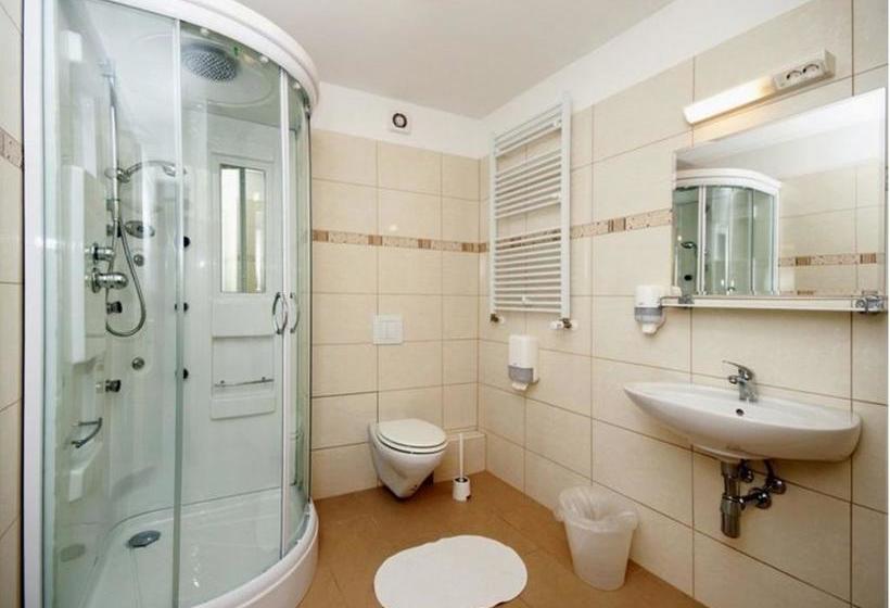 Hotel Villa Huber 12