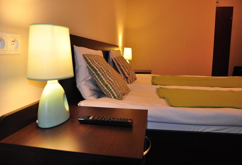 Solec Hotel Solec 11