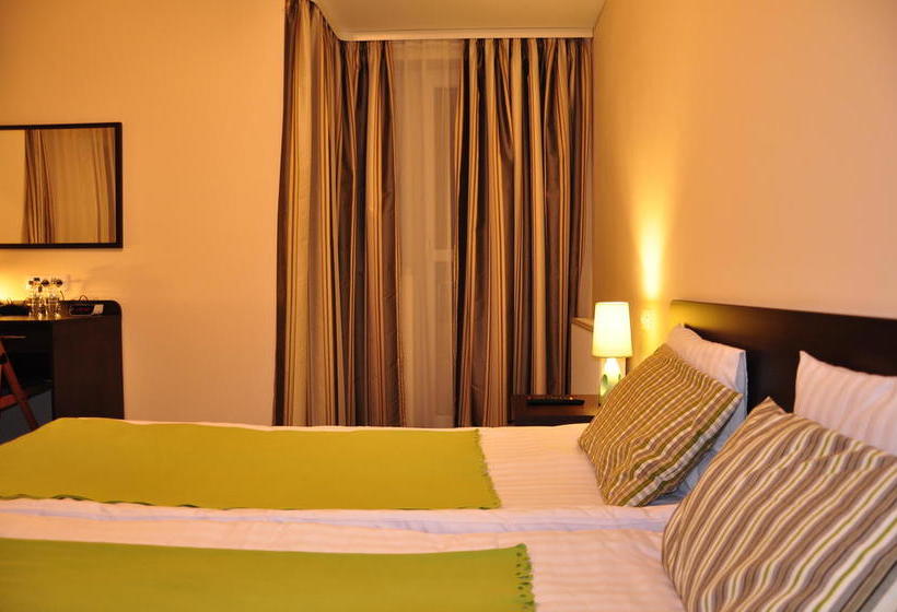 Solec Hotel Solec 12