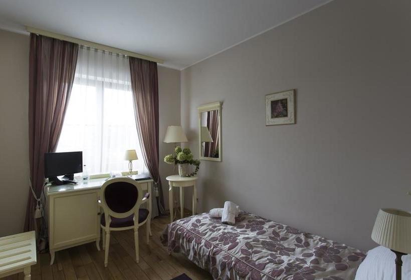 Villa Estera - Hotel & Restauracja 12