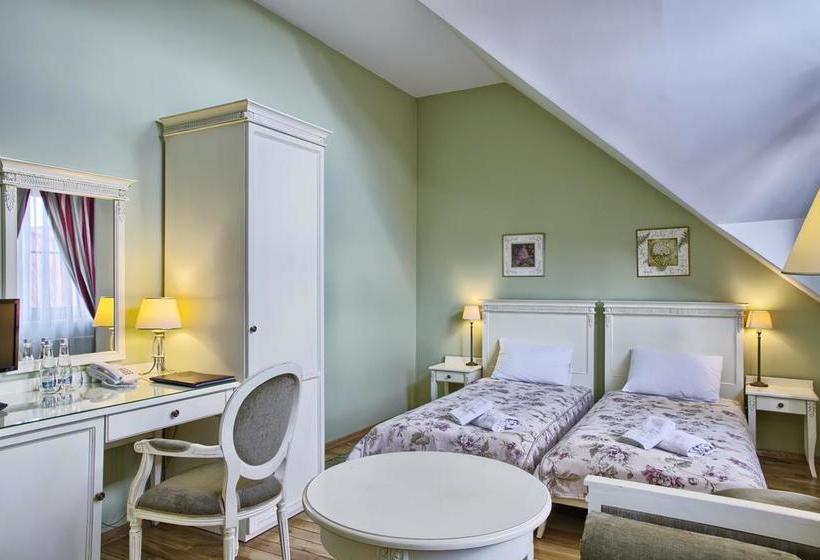 Villa Estera - Hotel & Restauracja 17