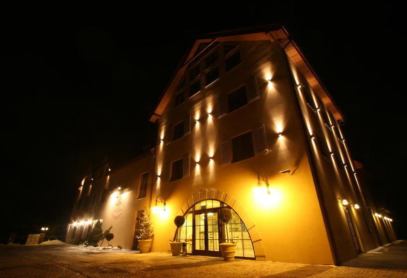 Villa Estera - Hotel & Restauracja 8