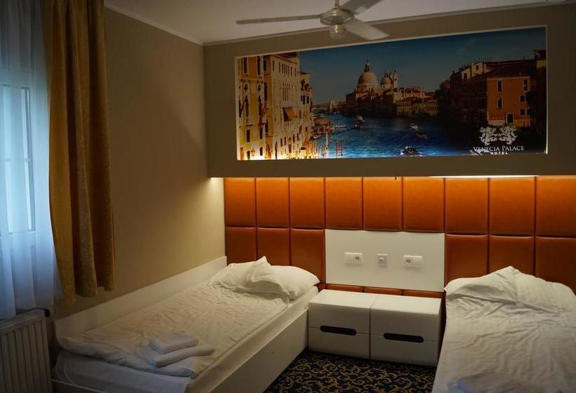 Hotel Venecia Palace 3