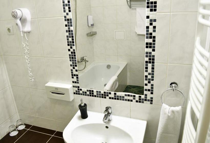 Hôtel Liza Aqua & Conference