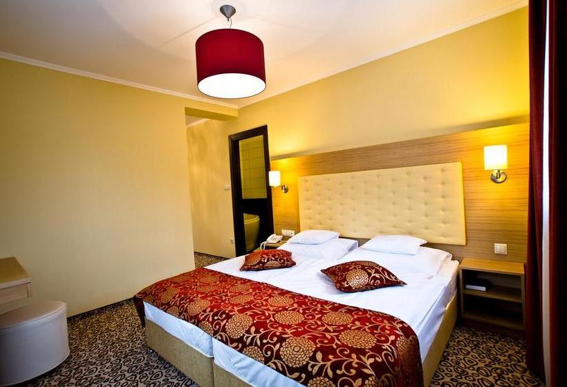 Hotel Erdospuszta Club 11