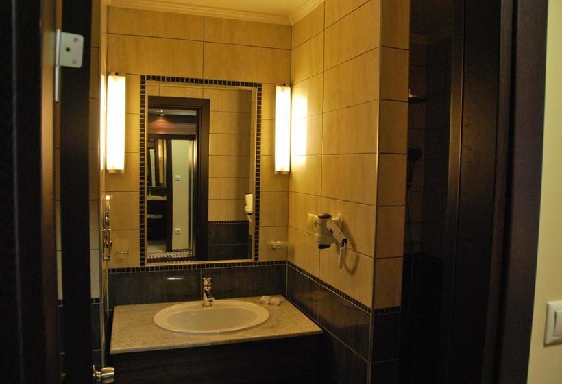 Hotel Erdospuszta Club 18