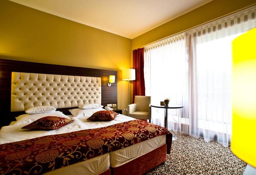 Hotel Erdospuszta Club 7