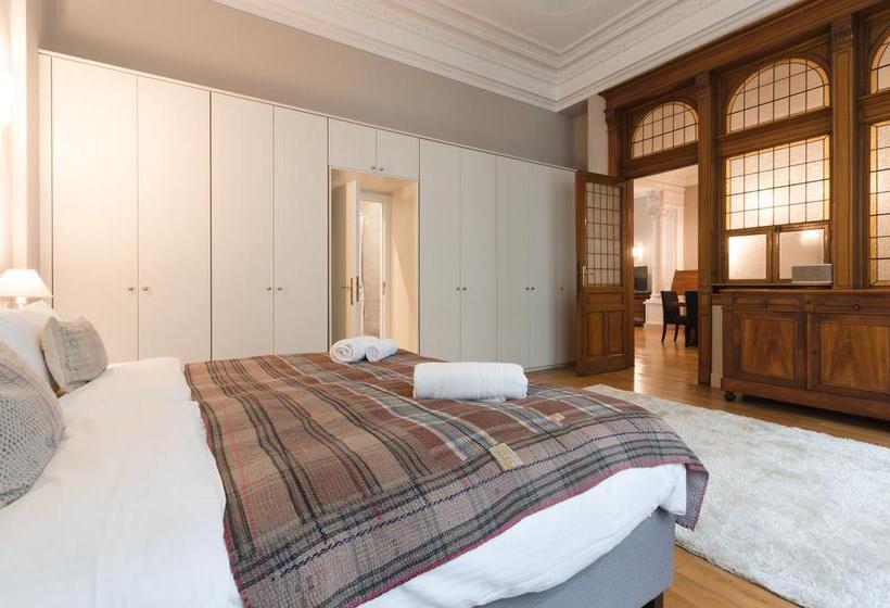 Grand-place Lombard Apartments