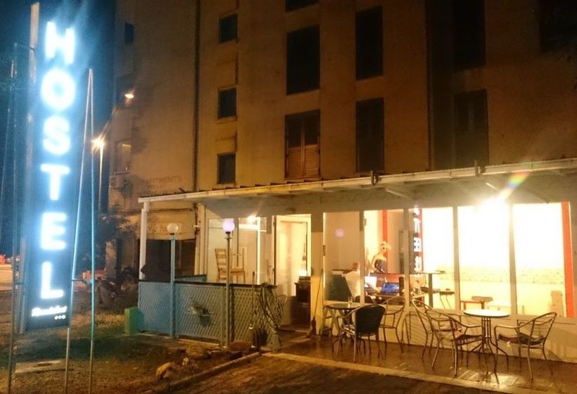 Roundabout Hostel 18