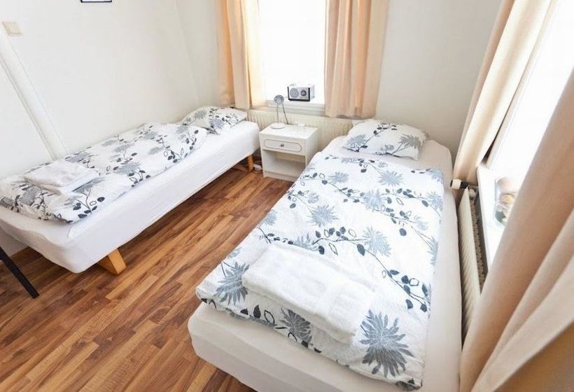 Pensione Gistiheimili 8