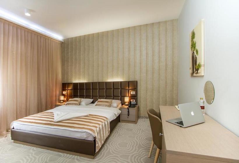 Hotel Royal Airport 3