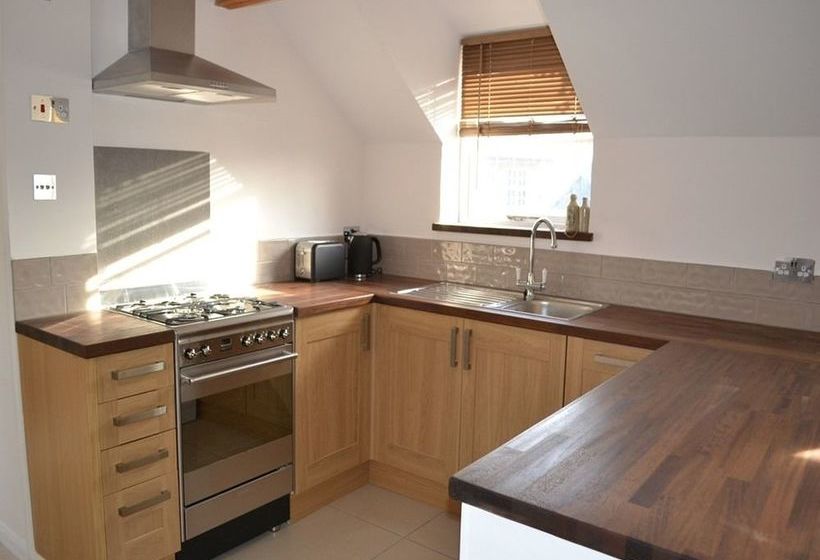 Orchard Cambridge 14