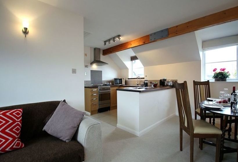 Orchard Cambridge 16