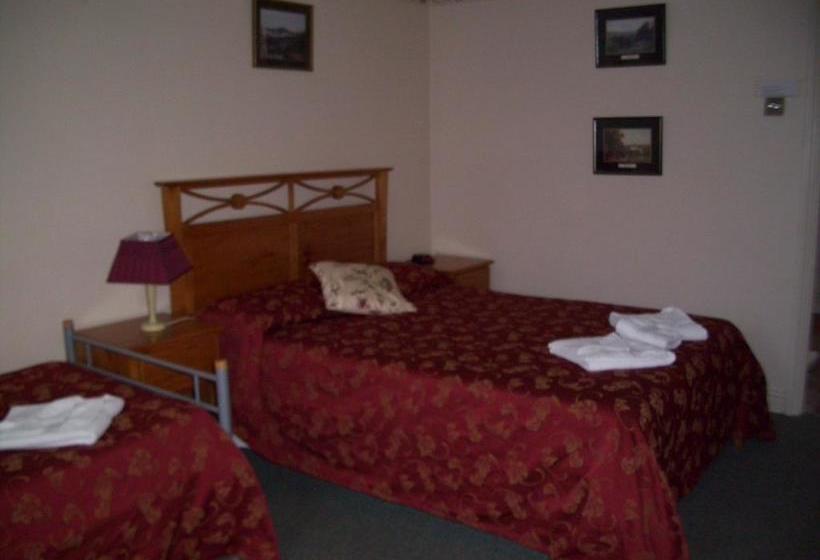 Bed & Breakfast Elsenham Lodge 1