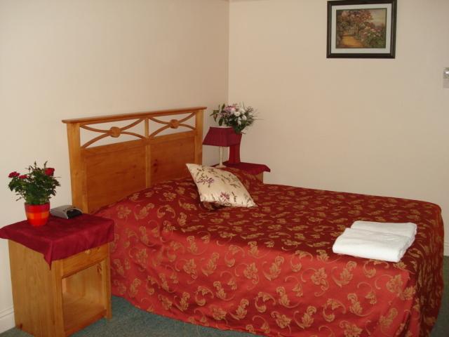 Bed & Breakfast Elsenham Lodge 2