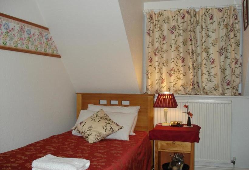 Bed & Breakfast Elsenham Lodge 6