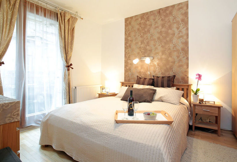 Avantgarde Apartments 1