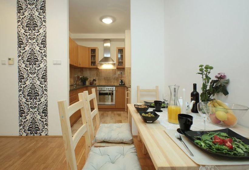 Avantgarde Apartments 11