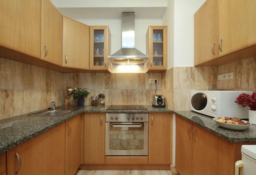 Avantgarde Apartments 13