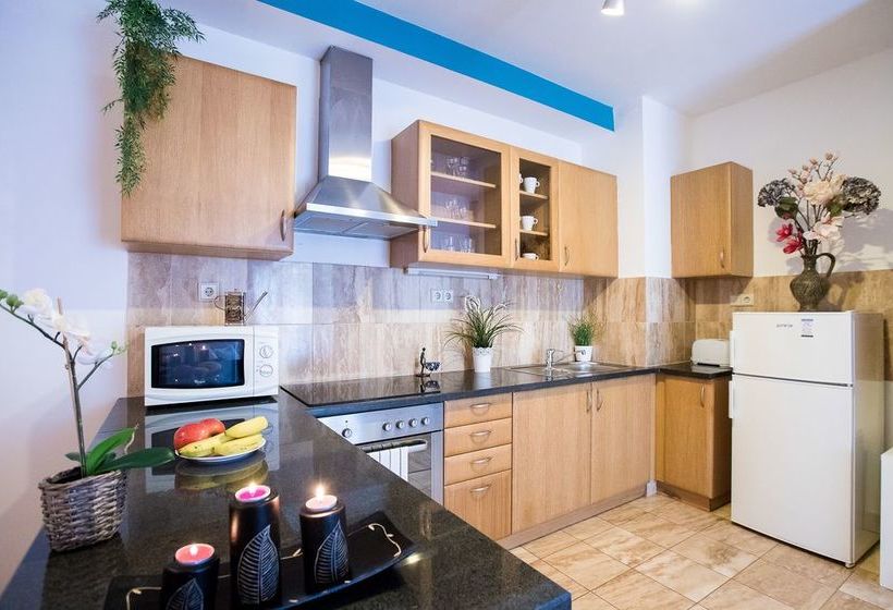 Avantgarde Apartments 14