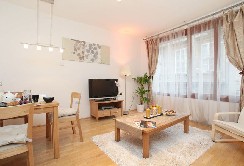 Avantgarde Apartments 19