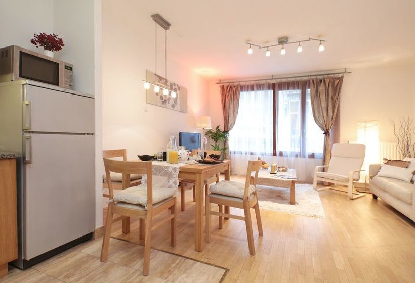 Avantgarde Apartments 20