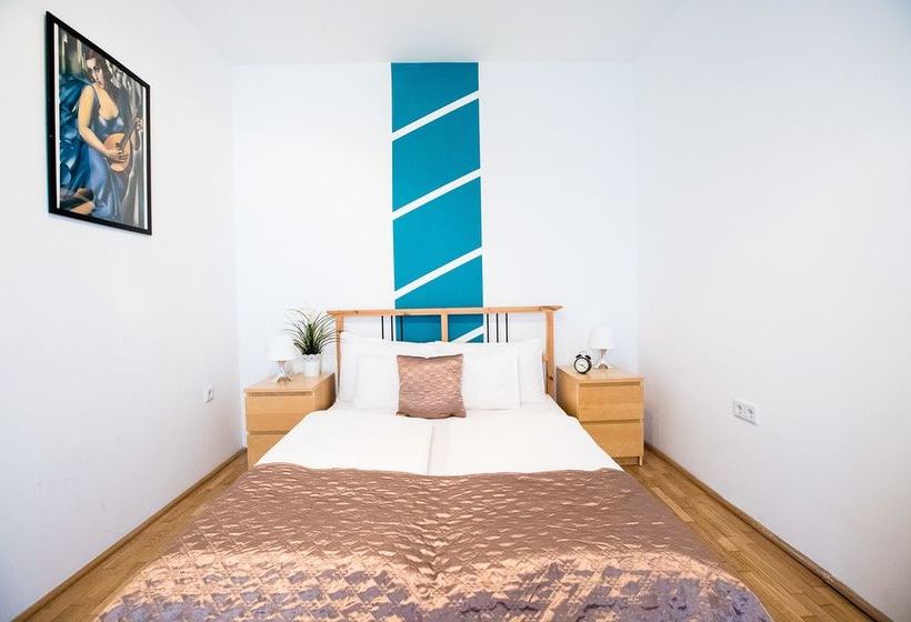 Avantgarde Apartments 6