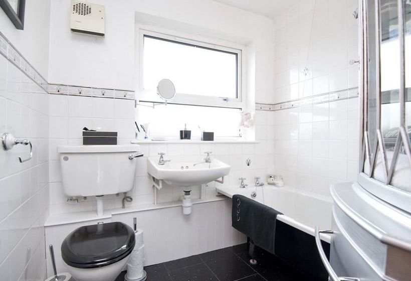 Platinum Serviced Apartments 1