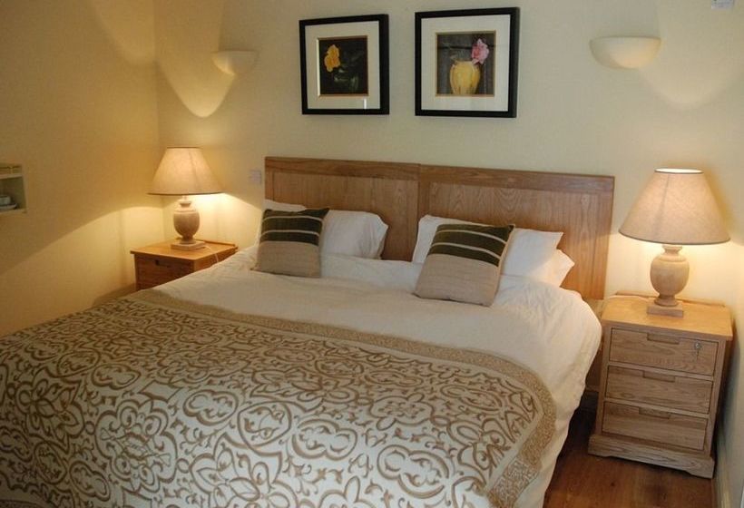 The Black Bull Inn 4