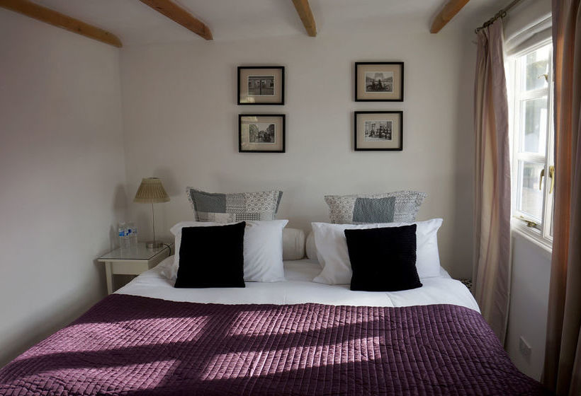 The Barn & Pheasant Cottage 12